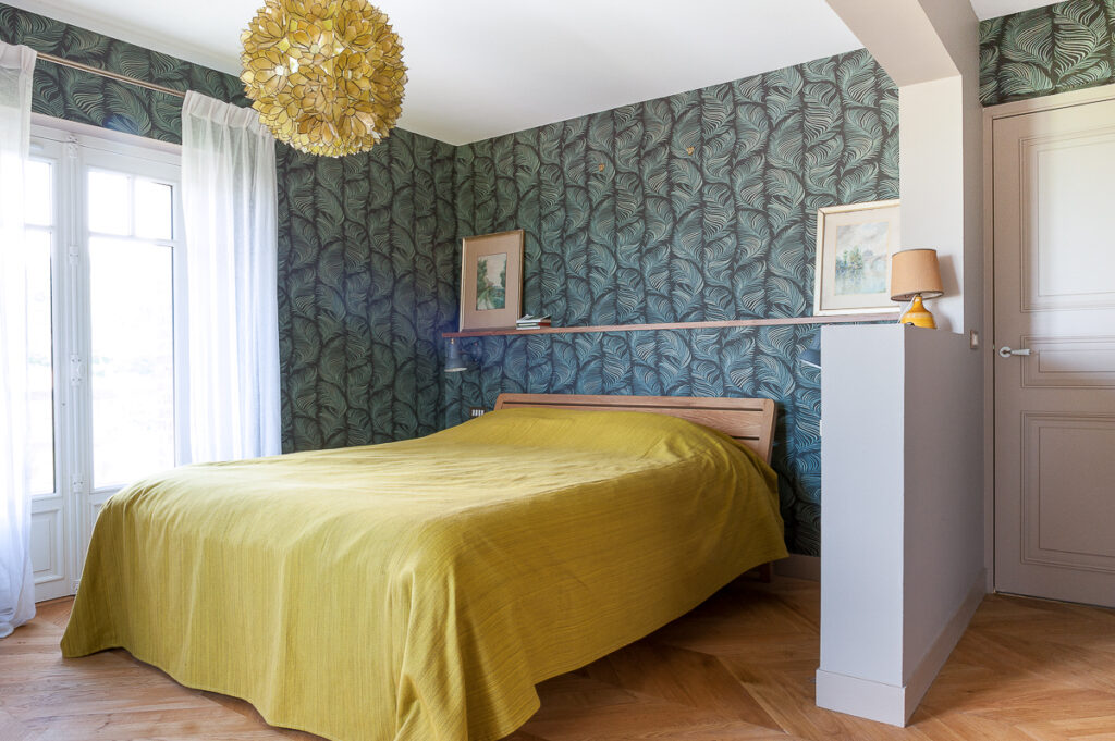 chambre-jaune-papier peint-falaise