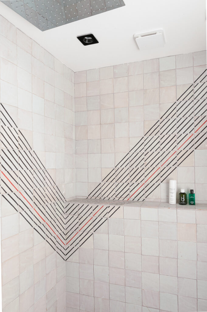 zellige-sur mesure-douche-falaise